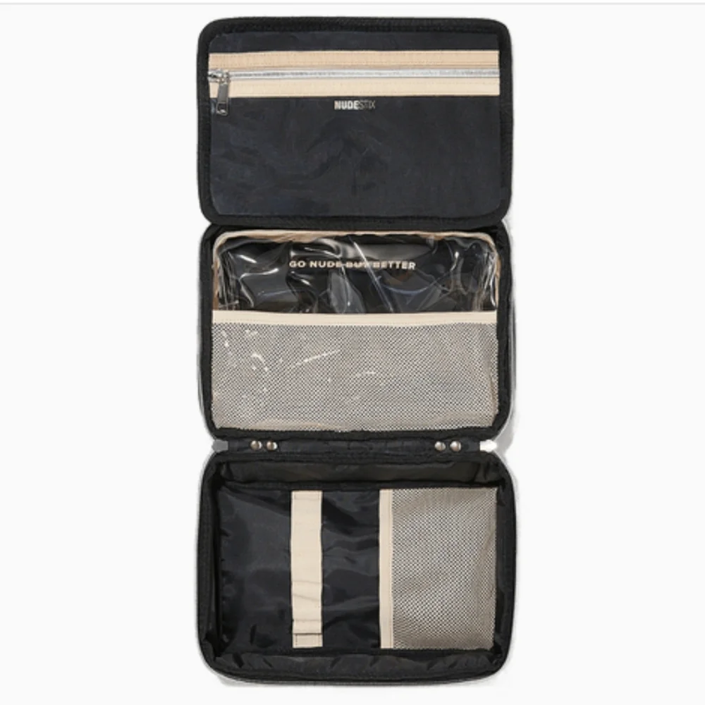Nudestix hanging cosmetic/toiletry case - Picture 1 of 2